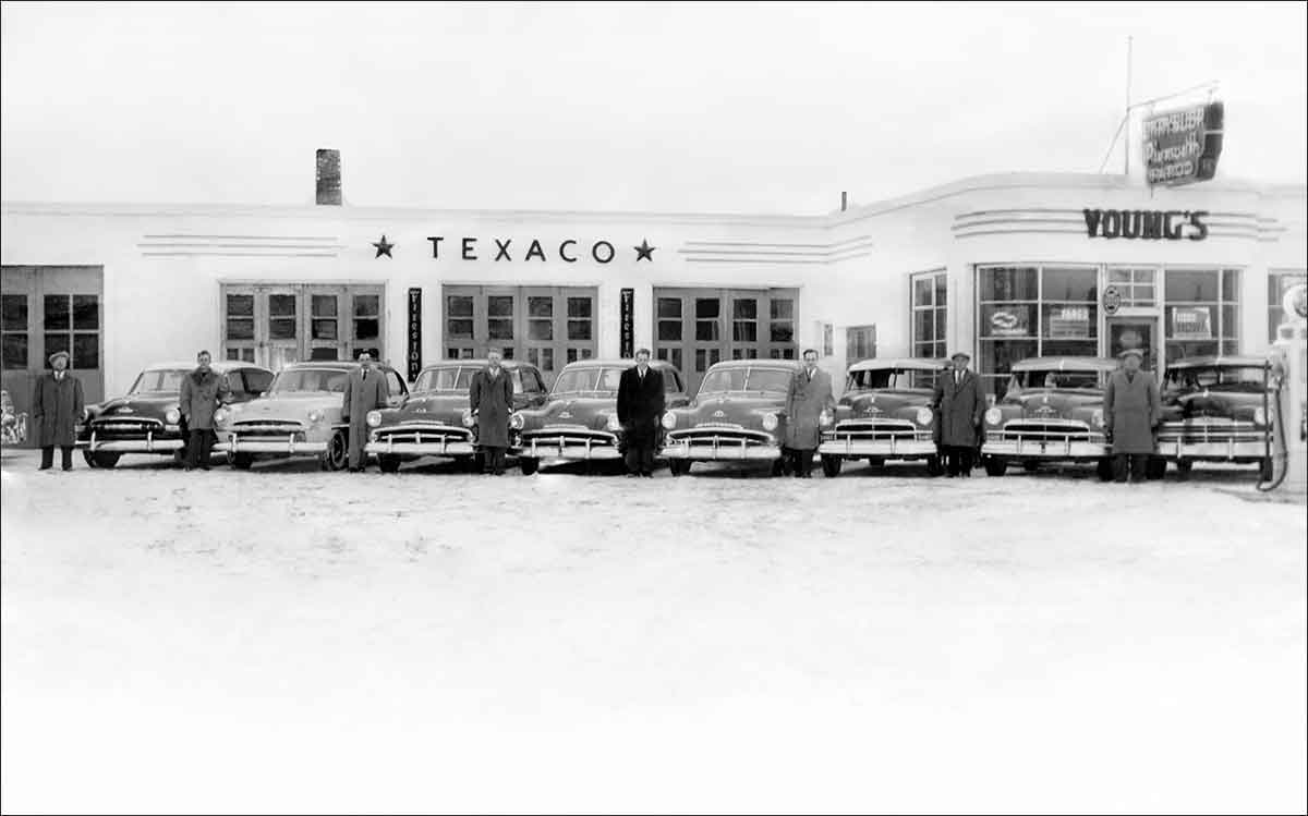 Digitally restored photo from 1950s by Robert Berdan